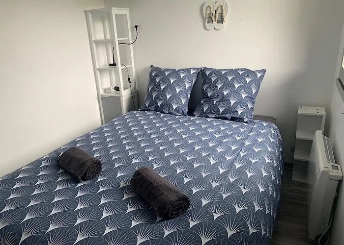 Casa vacanze Petit à 3 Minutes à Pied De La Avec Terrasse Et Parking Privée Gratuit