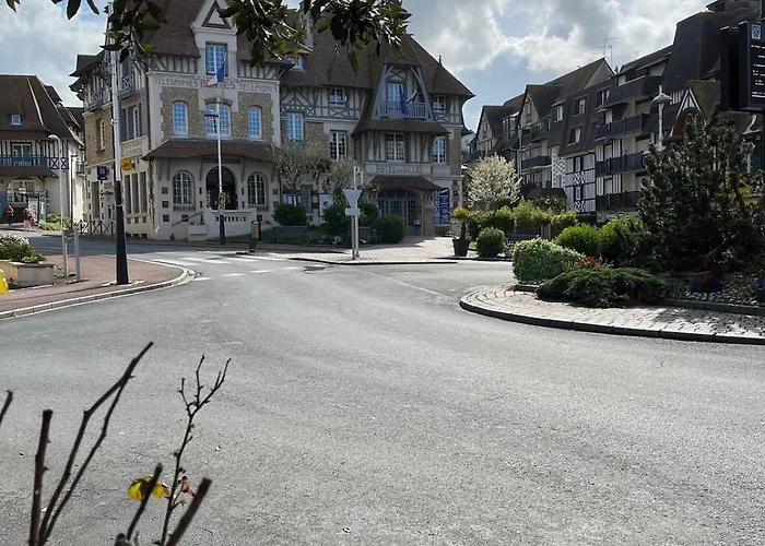 Casa vacanze Petit à 3 Minutes à Pied De La Avec Terrasse Et Parking Privée Gratuit Blonville-sur-Mer